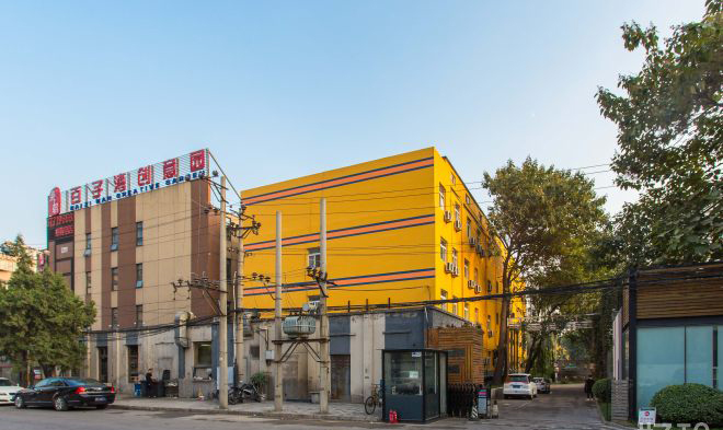 东朝时代创意园 东朝时代广场环境图